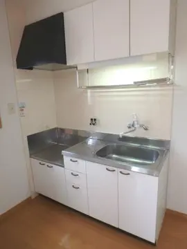 ボルドーⅡ 201号室