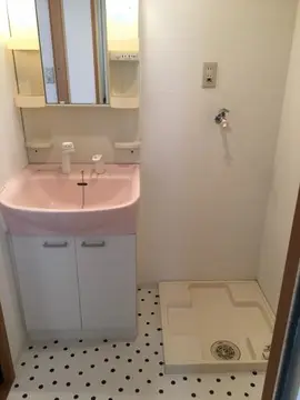 ボルドーⅡ 201号室