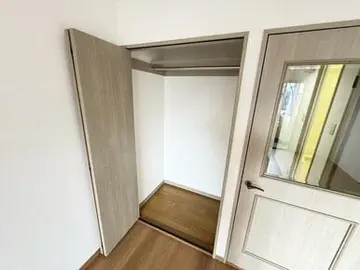 オーファス健軍 301号室