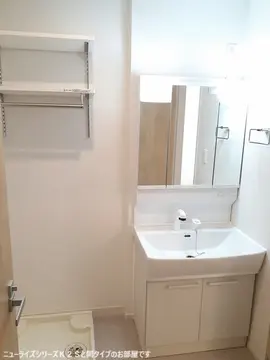 CFメゾン 102号室