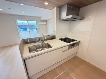 ソレールヴィラ・クレスト 105号室