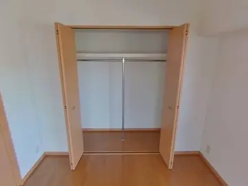 サテンドール黒髪 1001号室