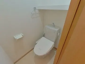 サテンドール黒髪 301号室