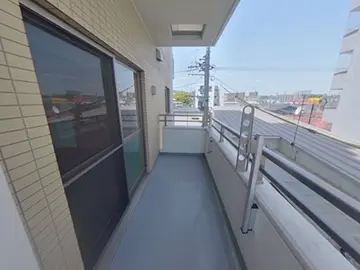 サテンドール黒髪 301号室