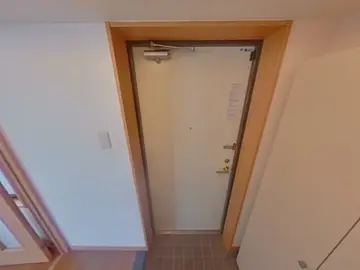 サテンドール黒髪 301号室