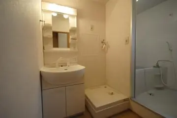 パインヒル21 Ⅲ-101号室