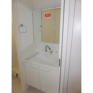 サンパーク大濠 101号室号室