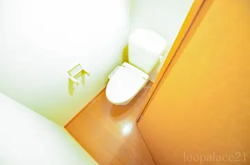 レオパレス桜ヶ丘 104号室