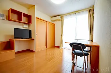 レオパレス桜ヶ丘 104号室