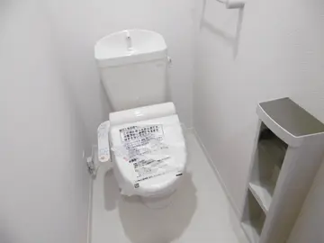 レフィアントすずや 102号室