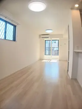 クレールヴィラージュ Ⅰ 102号室