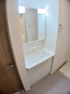 クレールヴィラージュ Ⅱ 106号室