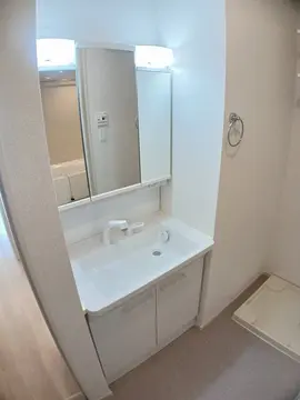 クレールヴィラージュ Ⅱ 105号室