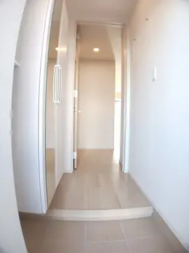 クレールヴィラージュ Ⅱ 105号室