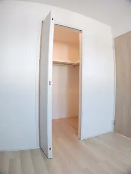 クレールヴィラージュ Ⅱ 206号室