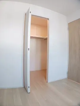 クレールヴィラージュ Ⅱ 205号室