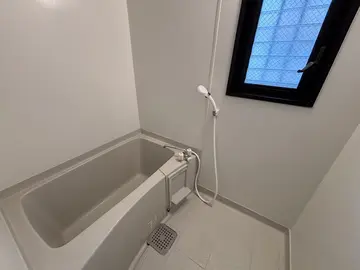 Do城南B棟 202号室