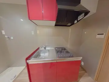 ラ・ポルテ黒髪 102号室