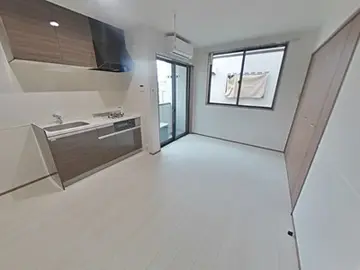 ラ・ポルテ光の森北ⅧNorth 102号室