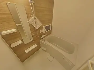 ラ・ポルテ光の森北ⅧNorth 102号室