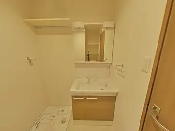 ラ・ポルテ光の森北ⅧNorth 102号室