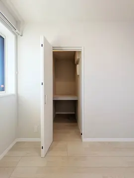 ヴェルメゾン須屋 302号室