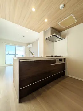 ヴェルメゾン須屋 303号室