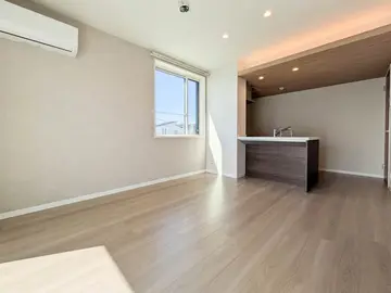 ヴェルメゾン須屋 203号室