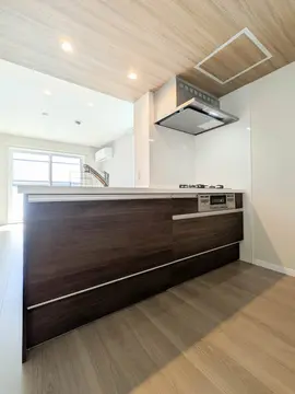 ヴェルメゾン須屋 203号室