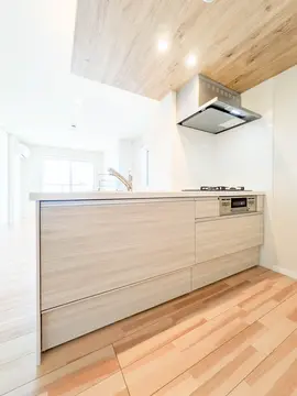 ヴェルメゾン須屋 204号室