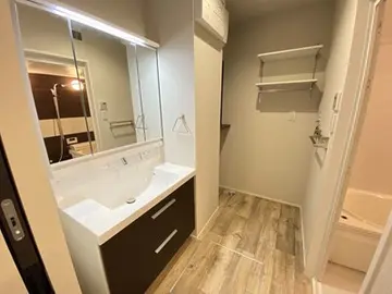 Refiant東谷山 101号室