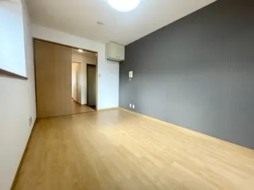 ラフォーレ下荒田 302号室