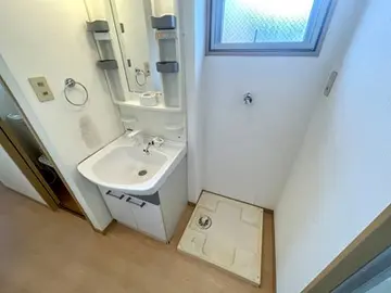 ラフォーレ下荒田 302号室