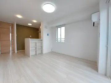 クローバー 301号室