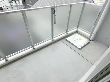 CLARE GRACE荒田 401号室