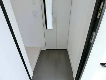 CLARE GRACE荒田 401号室