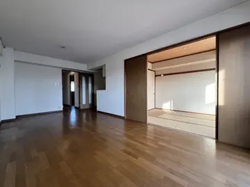 レジデンス東谷山 303号室