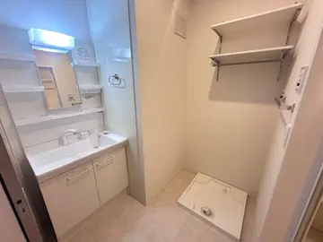 ドゥ・マリアージュ Ⅲ 202号室