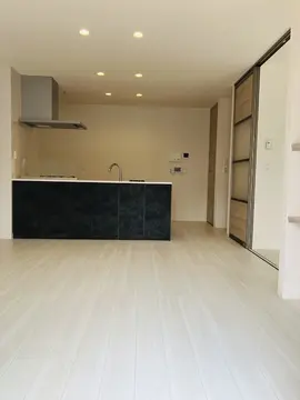 DーROOM美野島 101号室