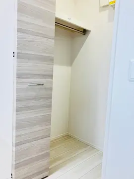 DーROOM美野島 102号室