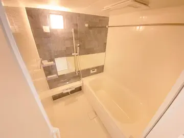 ボナール・三ツ石 301号室