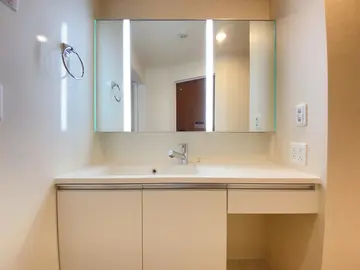 ボナール・三ツ石 301号室