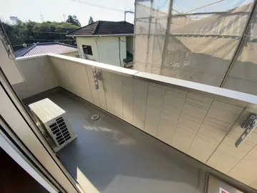 ボナール・三ツ石 203号室