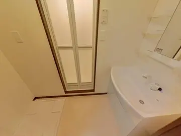 アン グランデ 202号室