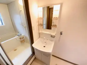 シャルマン野口 A棟 103号室