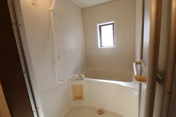 シャルマン野口 A棟 102号室